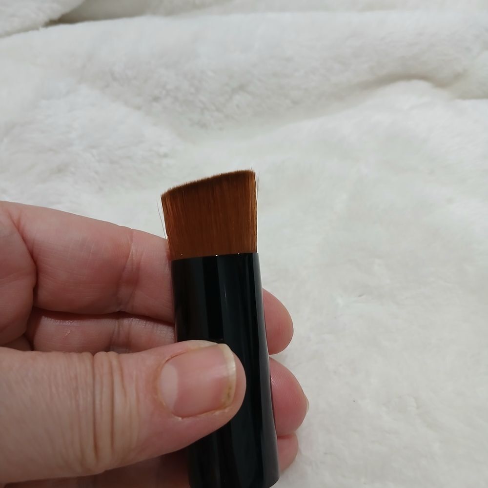 CHANEL Makeup Brush with Black Handle and Brown Bristles